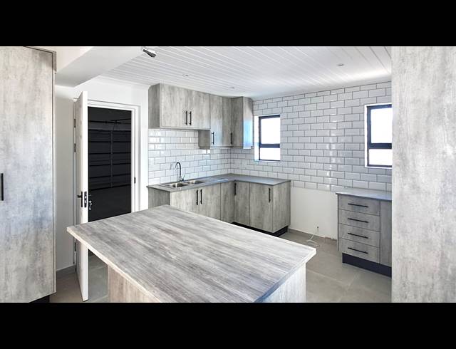 3 BEDROOM HOUSE FOR SALE IN ATLANTIC SANDS PRIVATE ESTATE